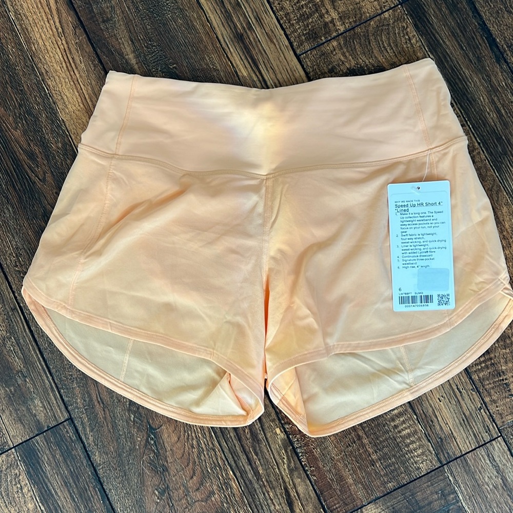 Lululemon Speed Up short